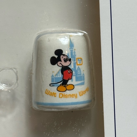 Walt Disney World Spoon & Thimble set - Picture 5 of 13